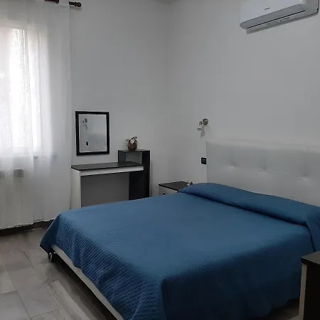 דירה Con Giardino E Posto Auto סיניסקולה