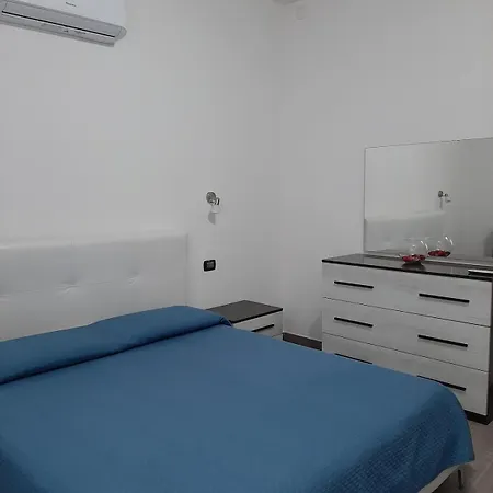 Appartamento Con Giardino E Posto Auto *